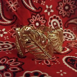 Leaf bracelet + free gift box